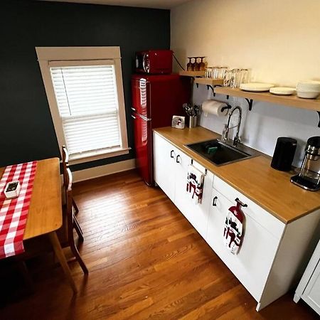 Fiesinger House - Private 3-Bd Unit In Historic Home, Downtown Sandusky Esterno foto